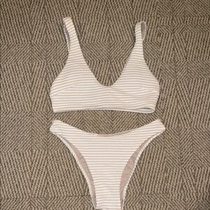 Lululemon, Cheeky, White, Bikini Set!